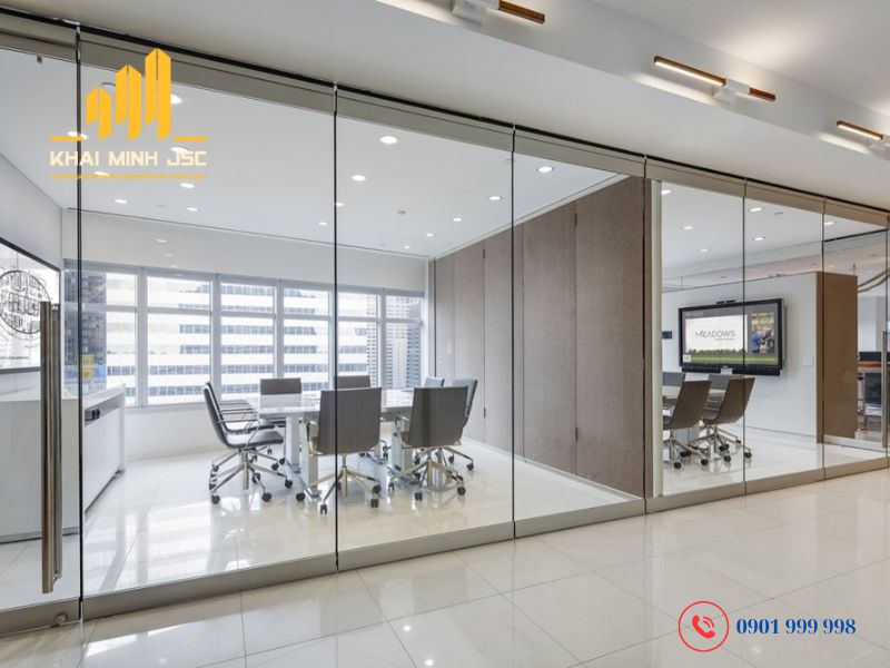 Biện pháp thi công vách kính hai lớp chống ồn cho cao ốc văn phòng