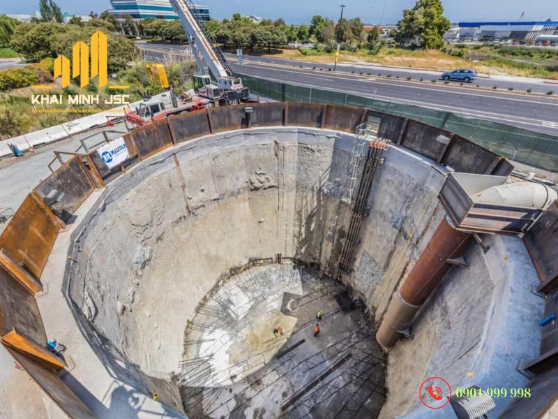 Thi công móng sâu bằng tường vây liên tục trong khu đô thị